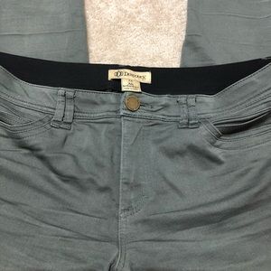 Democracy Ankle pants